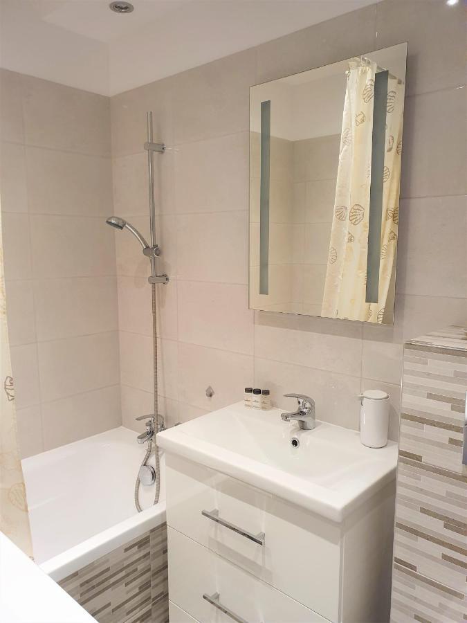 Wera - Klimatyczny Apartament 300 M Od Plazy Brzezno - Azw Gdaňsk Exteriér fotografie